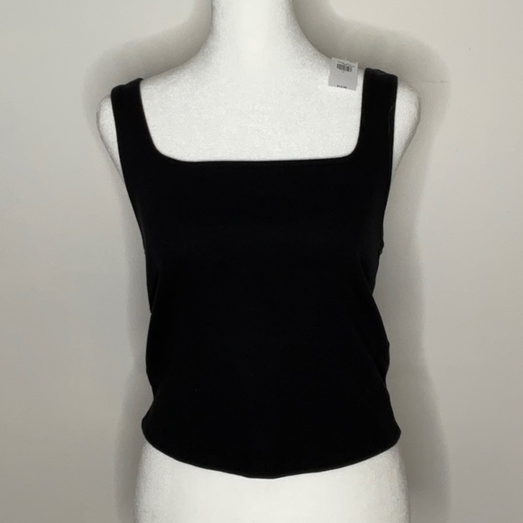 Old Navy Tops - NWT Old Navy Ribbed Tank Size Large